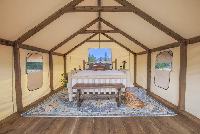 The Homestead Picture 9