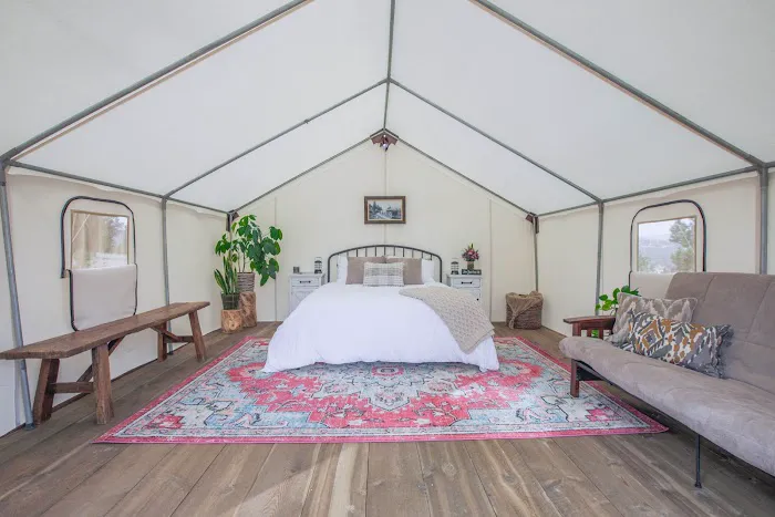 The Homestead Picture 6