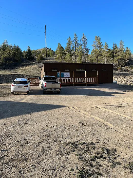 Grey Sandy Campground & Store Picture 6