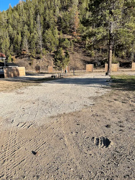 Grey Sandy Campground & Store Picture 7