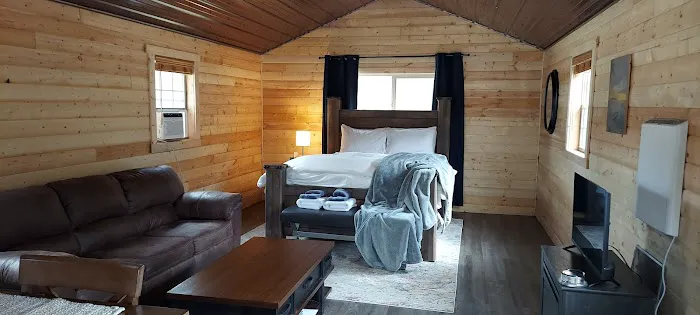 Grey Sandy Campground & Store Picture 1