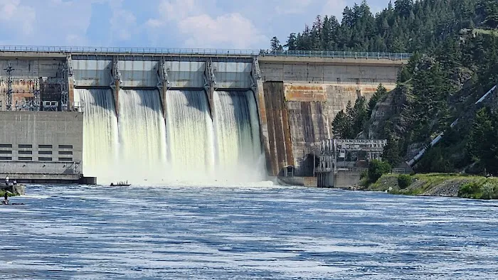 Riverside Campground Picture 3