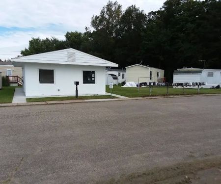 Swan Lake Mobile Estates