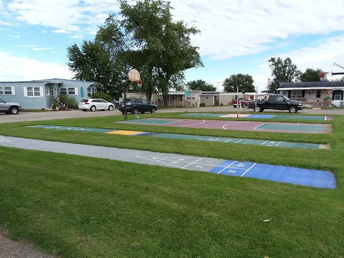 Swan Lake Mobile Estates Picture 7