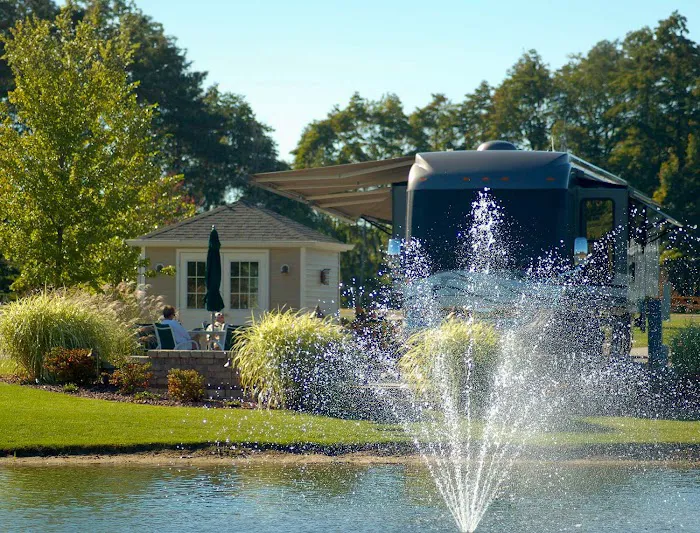 Sunny Brook RV Resort Picture 4