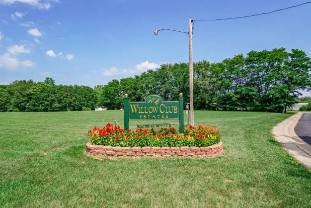 Lake Shore Estates, LLC Picture 6