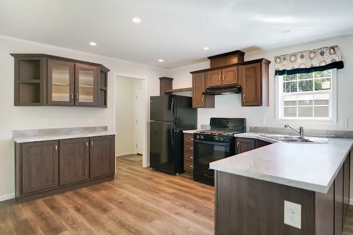 Lake Shore Estates, LLC Picture 10