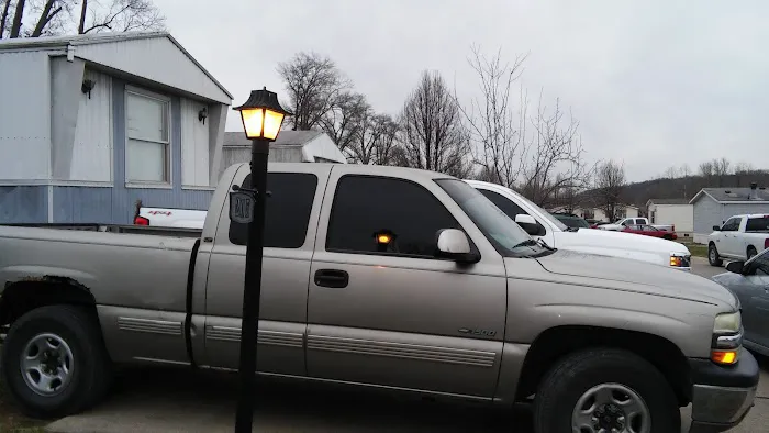 Asbury Pointe Mobile Home Park Picture 4