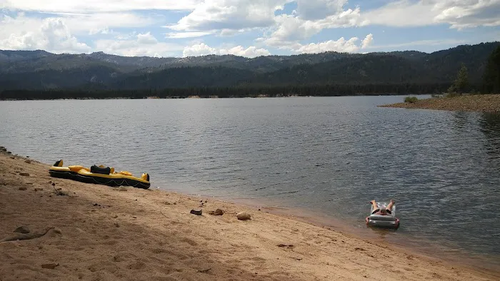 Barney's Campground Picture 6