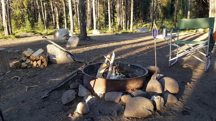 Barney's Campground Picture 4