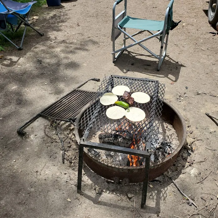 Barney's Campground Picture 10