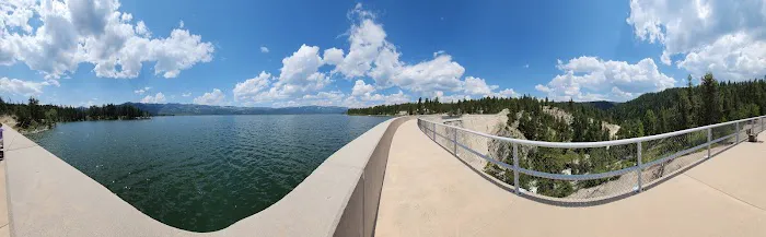 Riverside Campground Picture 4