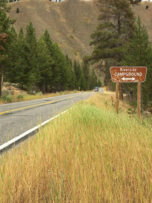 Riverside Campground Picture 9