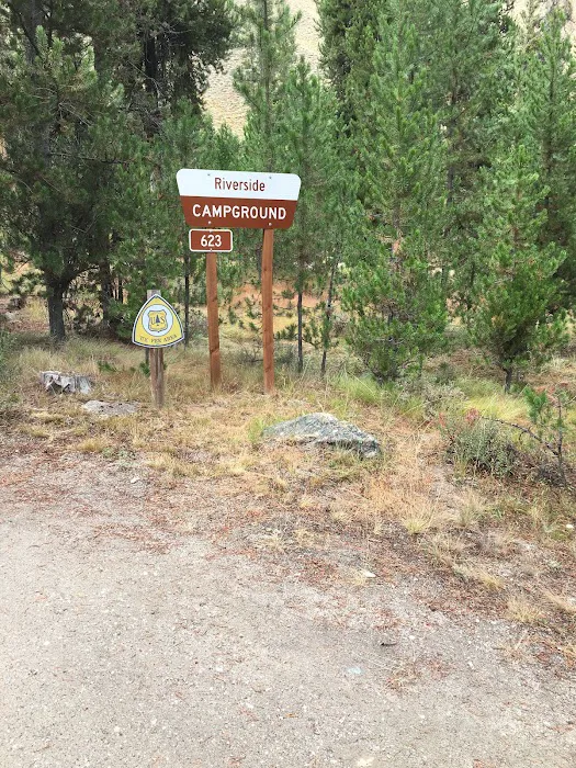 Riverside Campground Picture 5