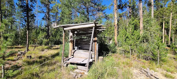 Fishhook Yurt Picture 10