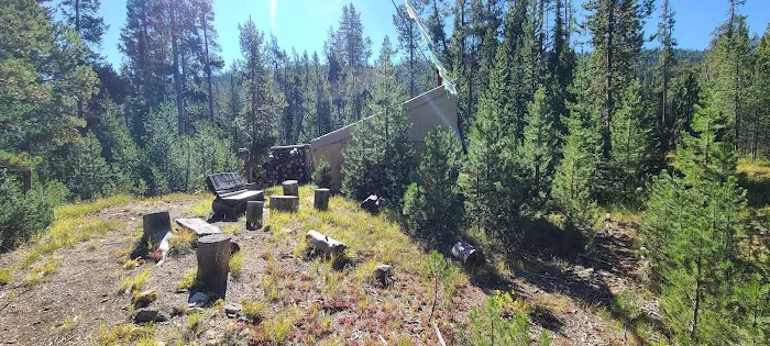 Fishhook Yurt Picture 7