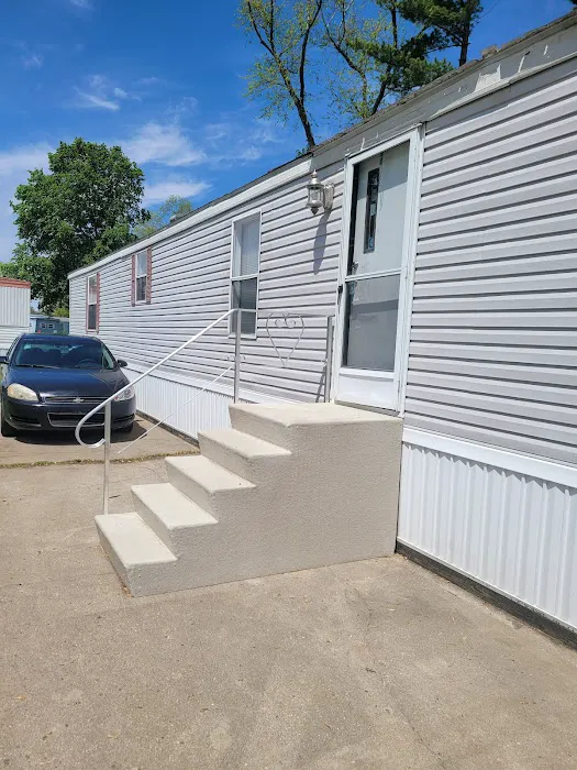 Longacre Mobile Home Park Picture 1