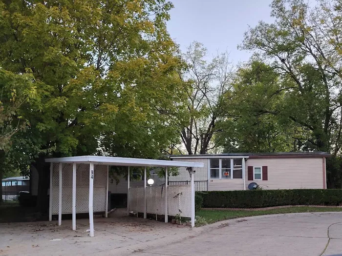 Southtown Mobile Home Community Picture 8