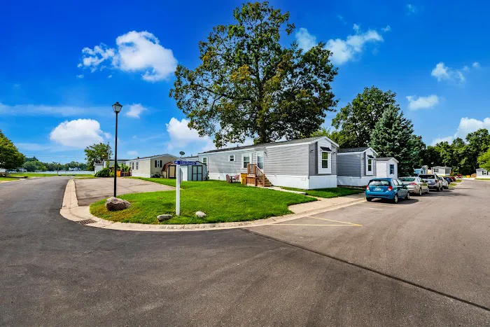 Lake Fenton Estates Picture 4