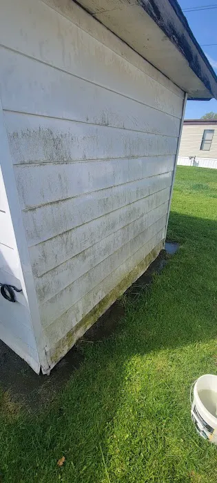 Walton Manor Mobile Home Community Picture 1