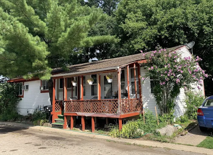 Walton Manor Mobile Home Community Picture 8