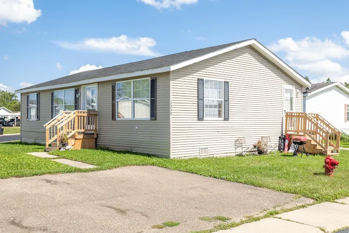 Walton Ridge Mobile Home Community Picture 2
