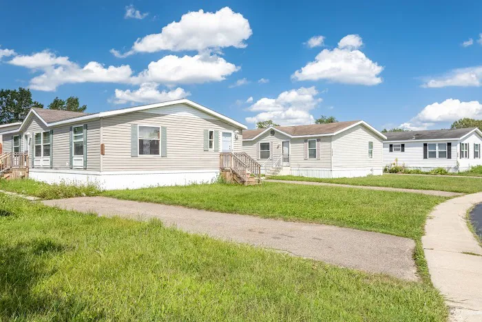 Walton Ridge Mobile Home Community Picture 10