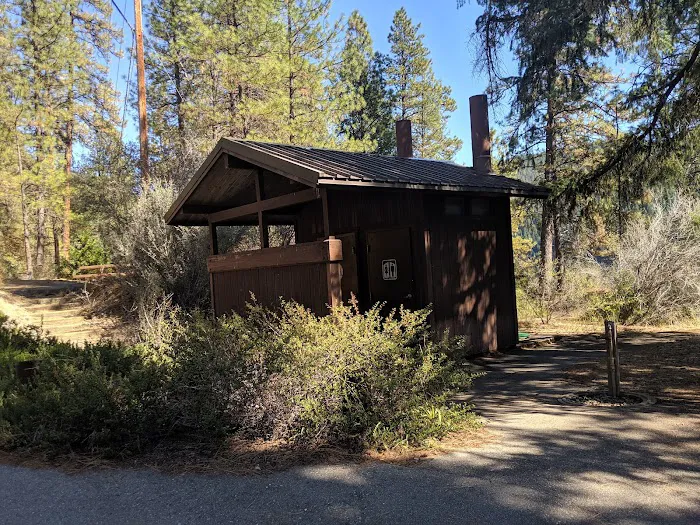 Cooper Gulch Campground Picture 2