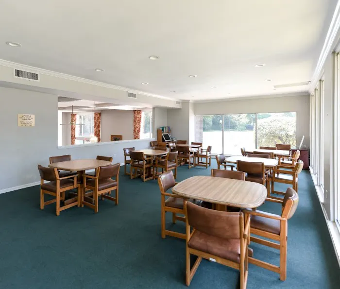 Rochester Estates Picture 5