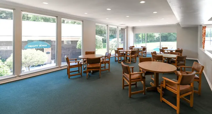 Rochester Estates Picture 9