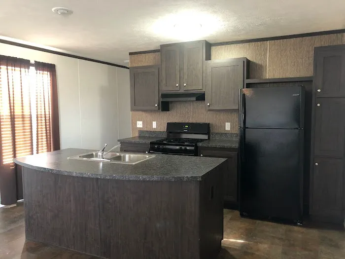 Troy Villa Picture 4