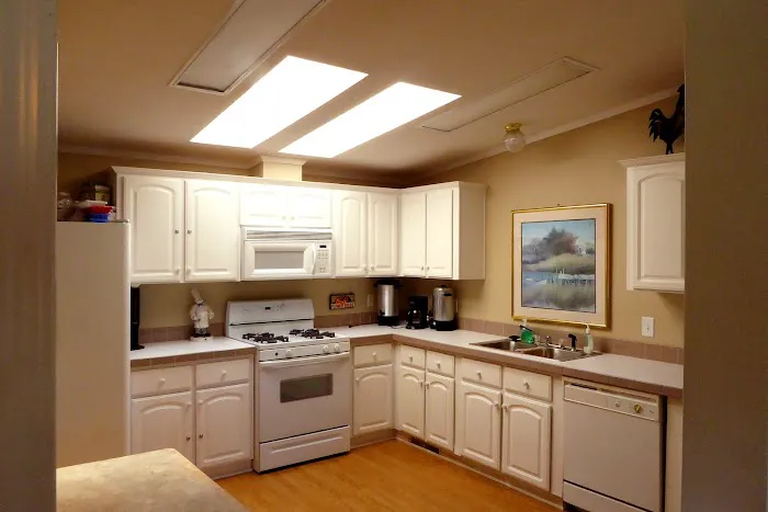 Algoma Estates Manufactured Home Community Picture 1