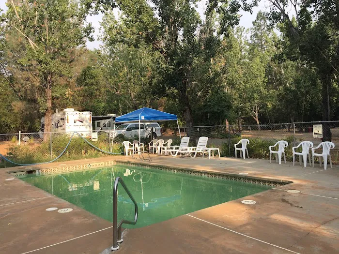 Shasta Lake RV Resort-Campground Picture 5