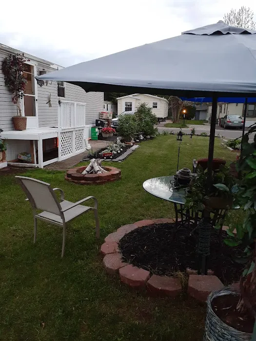 Creekside Estates Picture 4