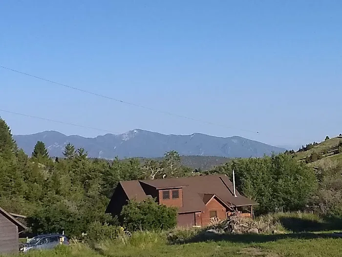 Rambling Moose Campground Picture 5