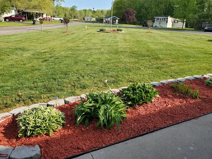 Ravine View Estates Picture 1