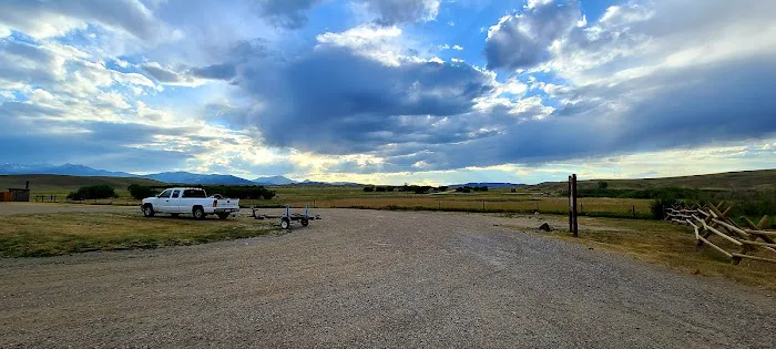 Harrison Lake Campground Picture 5