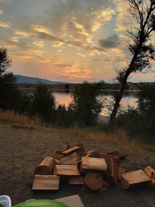 Hellgate Group Campground Picture 7