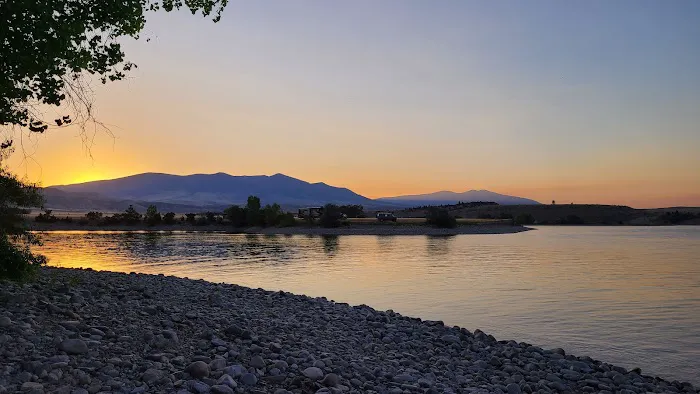 Disbursed Camping Goose Bay Picture 2