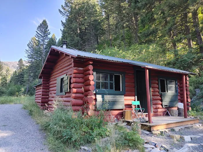 Miller Cabin Picture 4