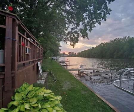 Elson Ponderosa Trailer Park