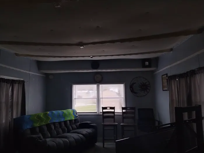 Modernaire Mobile Home Park Picture 2