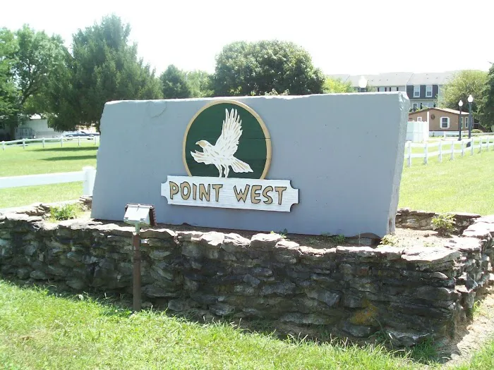 Point West Manufactured Home Community Picture 7