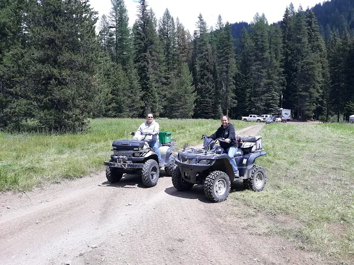 Two Color Campground Picture 7