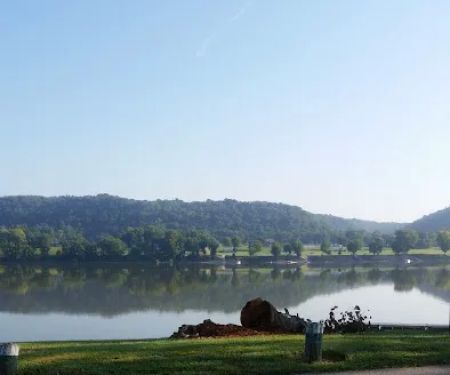 Oakview Pointe Mobile Home Park