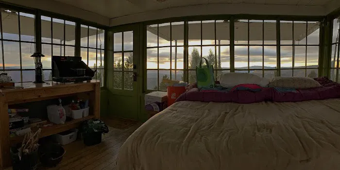 Deadwood Lookout Cabin Picture 5