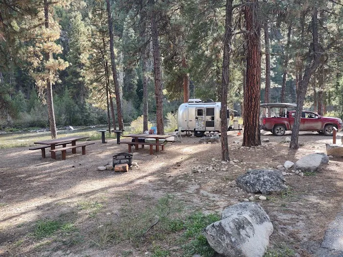 Mountain View Campground Picture 6