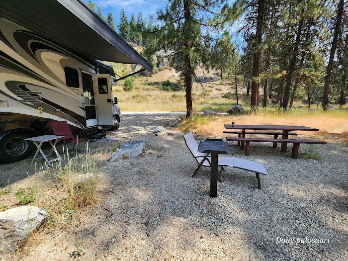 Mountain View Campground Picture 4