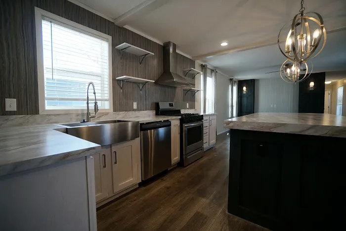 Shadeland Estates Picture 4