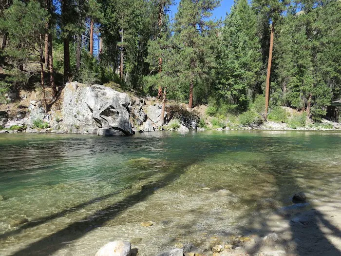 Helende Campground Picture 2